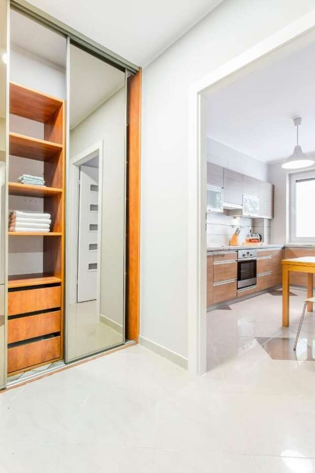 Апартаменты Warm Street Apartment - Peace and Comfort Вроцлав-20